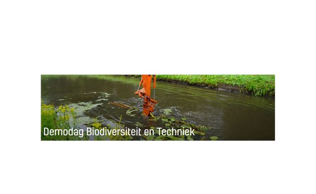 Evers demonstreert de Evers Graslandbeuchter en Graslandwoeler op de Demodag Biodiversiteit en Techniek op 29 augustus 2024 in Leusden 